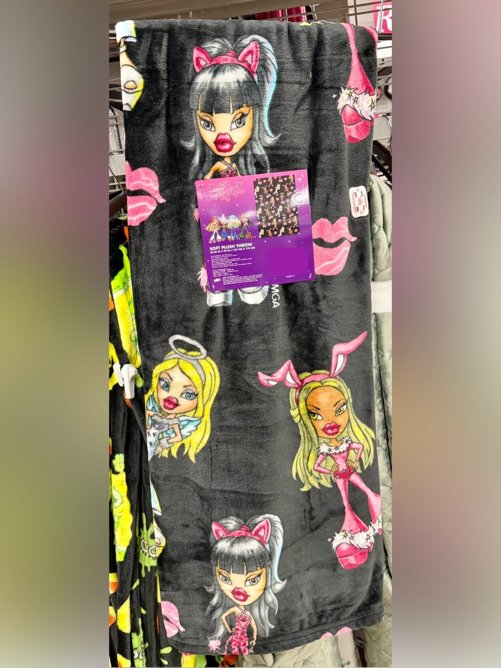 NEW RELEASE Bratz halloween plush blanket throw